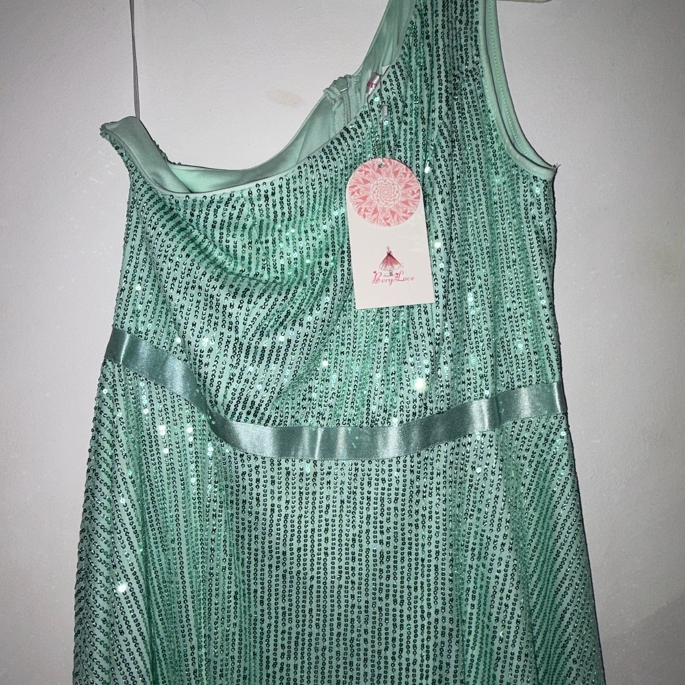 NWT One Shoulder Sequin Dress - Mint Green - Picture 6 of 7